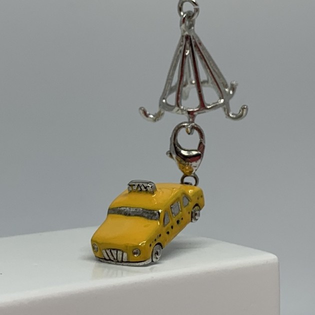 CHARM TAXY ESMALTADO